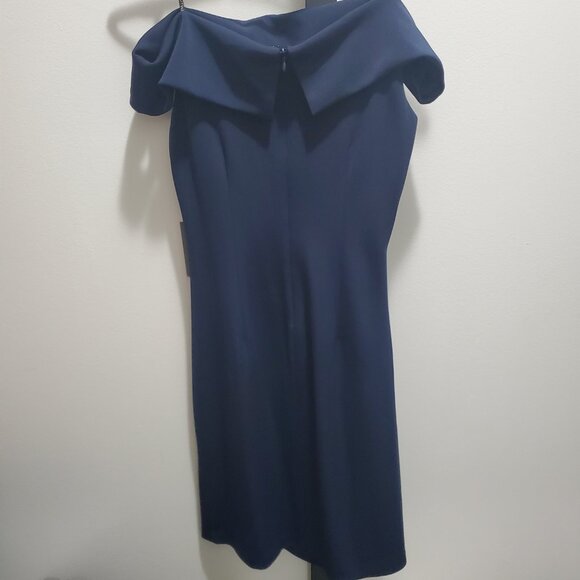 Vinca Camuto off-shoulder dress in Navy - Picture 2 of 4